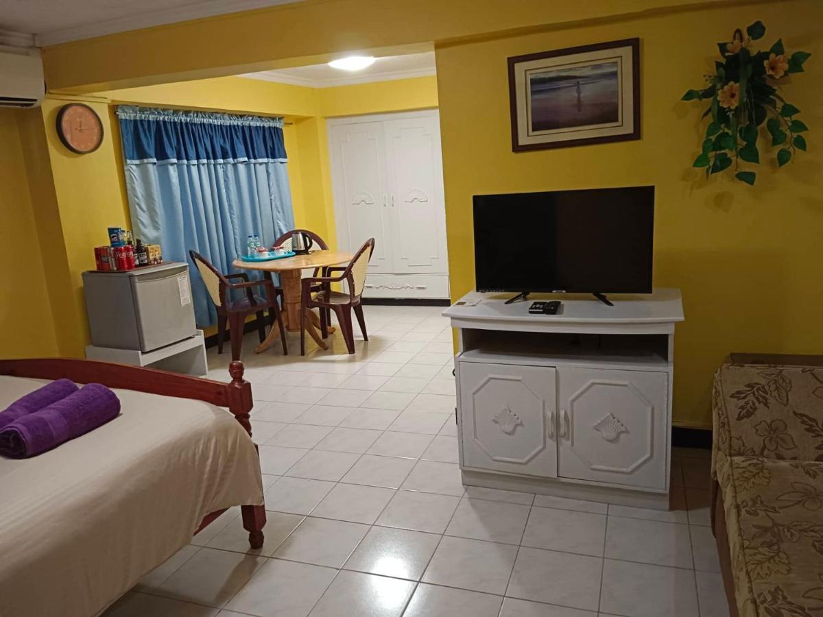 Arizona Beach Resort, Subic Bay, Philippines 2200 Olongapo Bagian luar foto